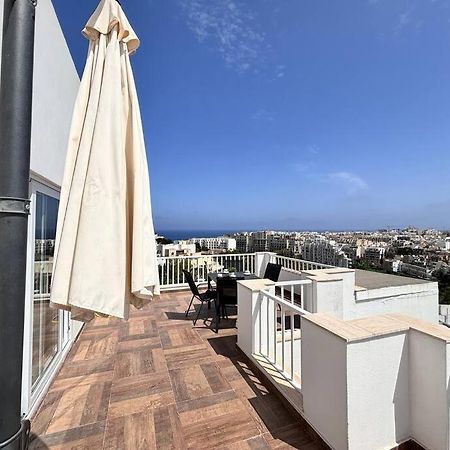 Appartamento Elegant Penthouse In St Julians Stj411 San Giuliano Esterno foto